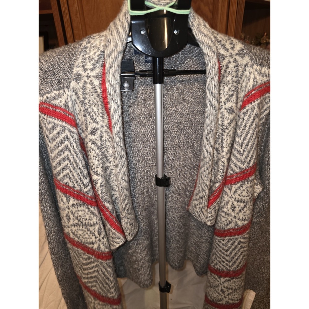 Ameri An Eagle Outfitters‎ Sweater Size L 26" PTP. Lagonlook, Collegiate, Y2K,
